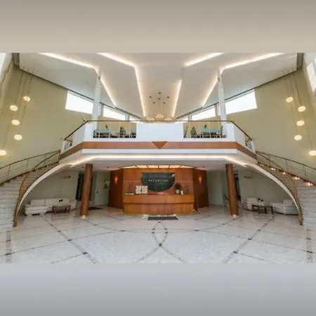 Viesnica Garden 4* Tinuzi