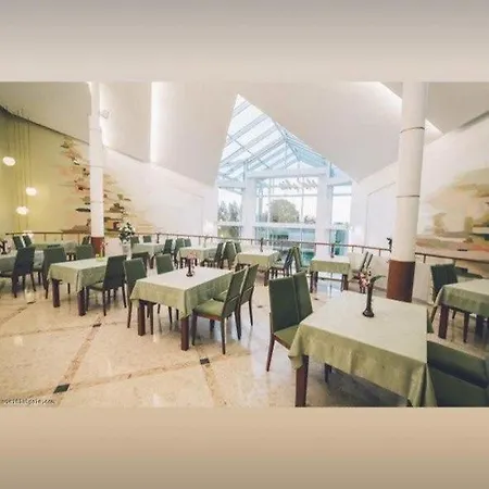 Viesnica Garden Hotel Tinuzi
